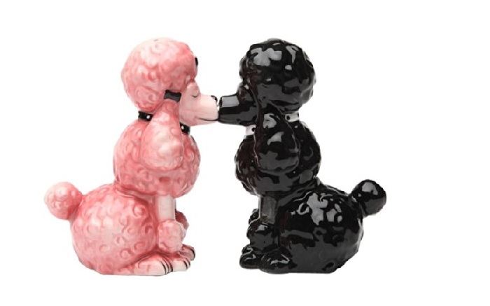 kissing pink and black Poodle magnetic salt and pepper shakers set